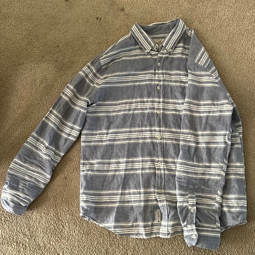 American Eagle Long sleeve Button up
